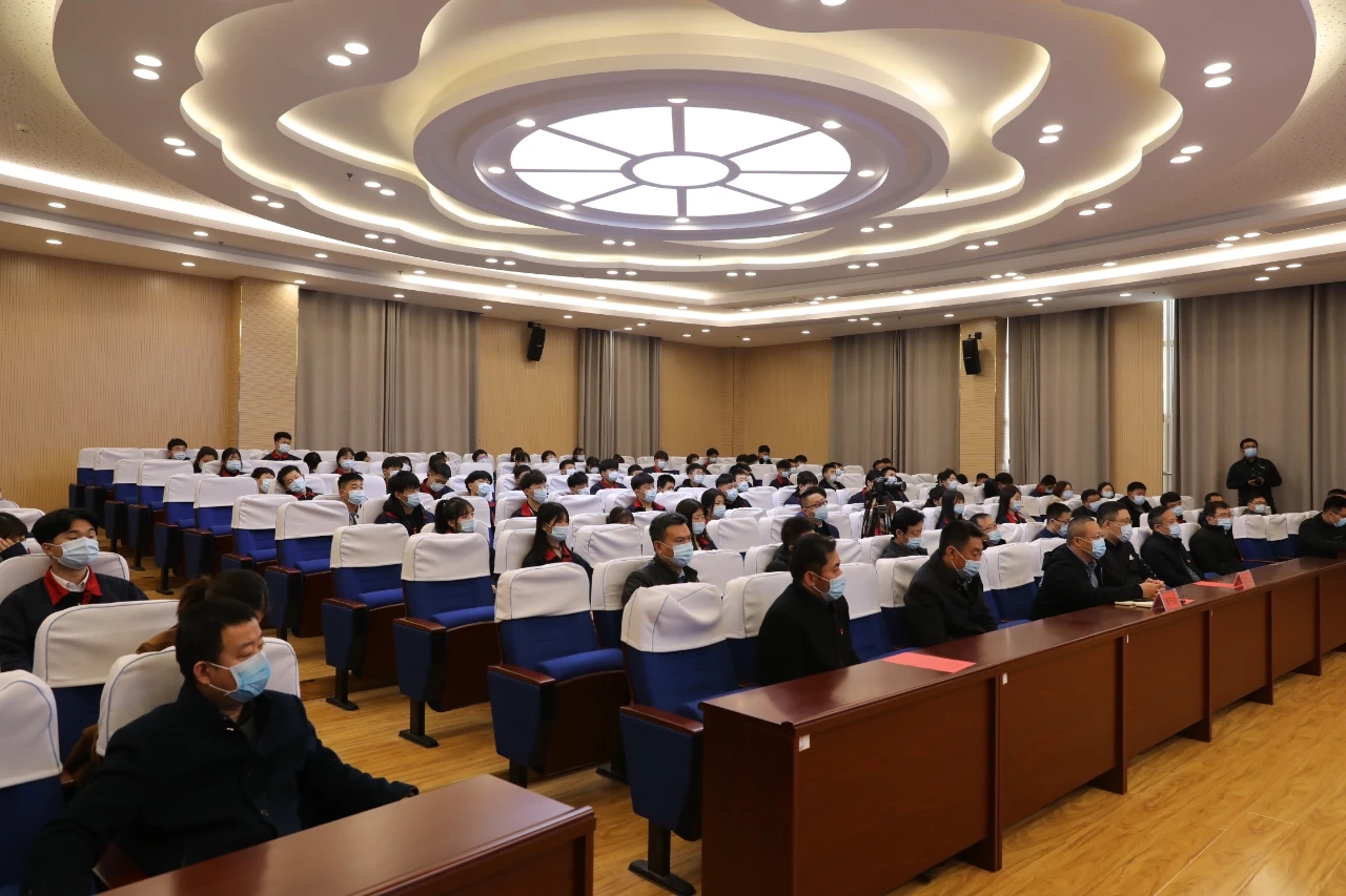 WB.COM万搏,三维智能制造学院揭牌仪式隆重举行