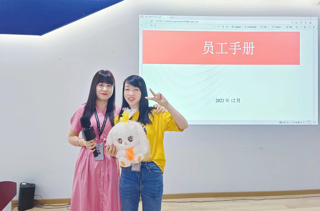 “步调一致”方能“同频共振” 重庆WB.COM万搏,全体员工参加培训学习