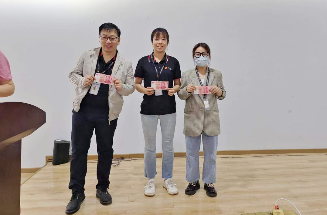 “步调一致”方能“同频共振” 重庆WB.COM万搏,全体员工参加培训学习