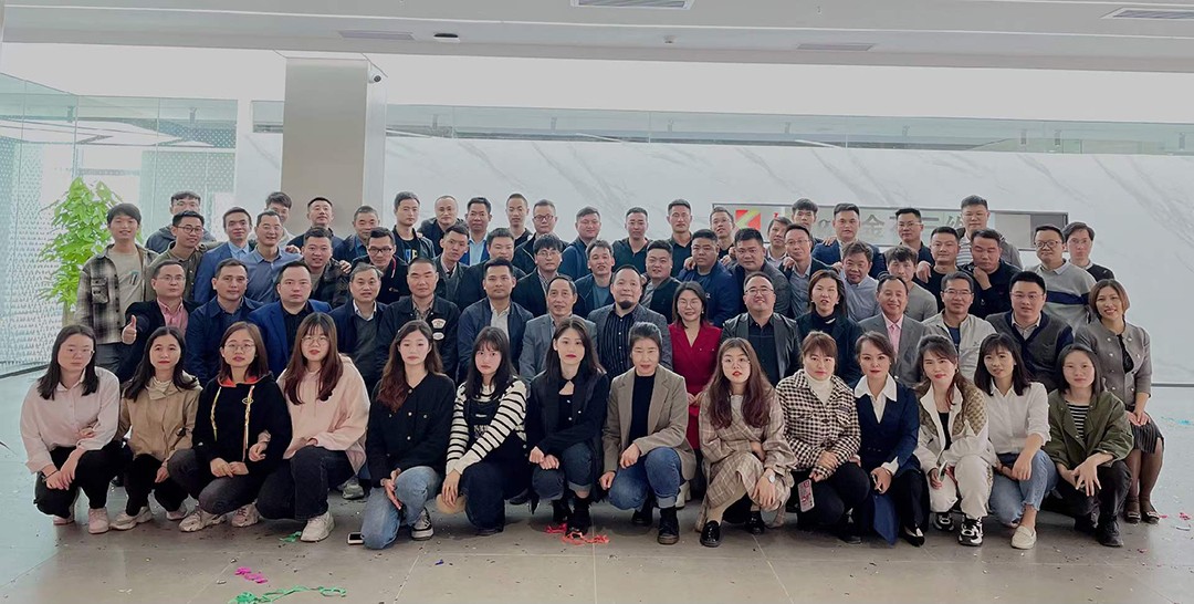 乘风破浪 扬帆起航！WB.COM万搏,三维乔迁大吉 再创辉煌！